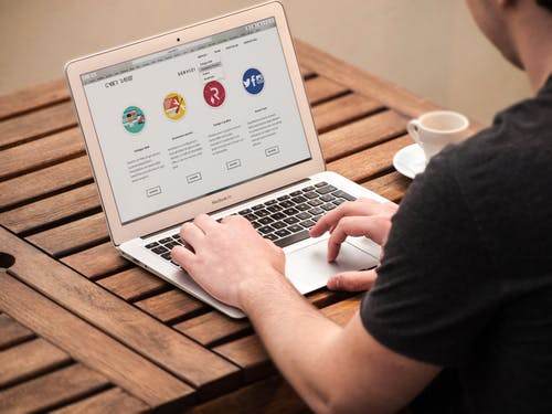 Signs You Need a New Smyrna Beach Web Designer